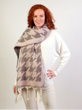 Reversible Houndstooth Blanket Scarf W/ Twisted Tassels